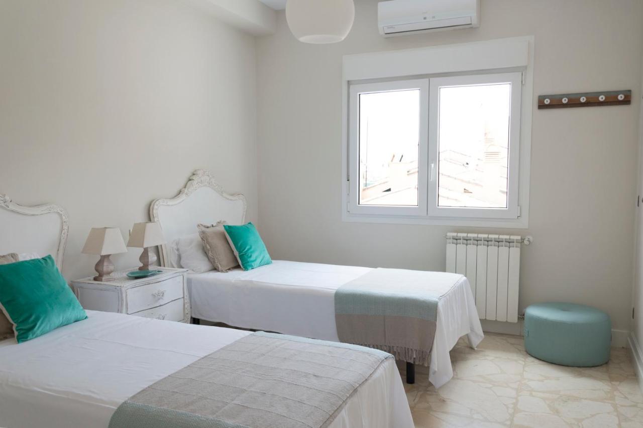 Malagueta Penthouse Premium Apartment Malaga Bagian luar foto